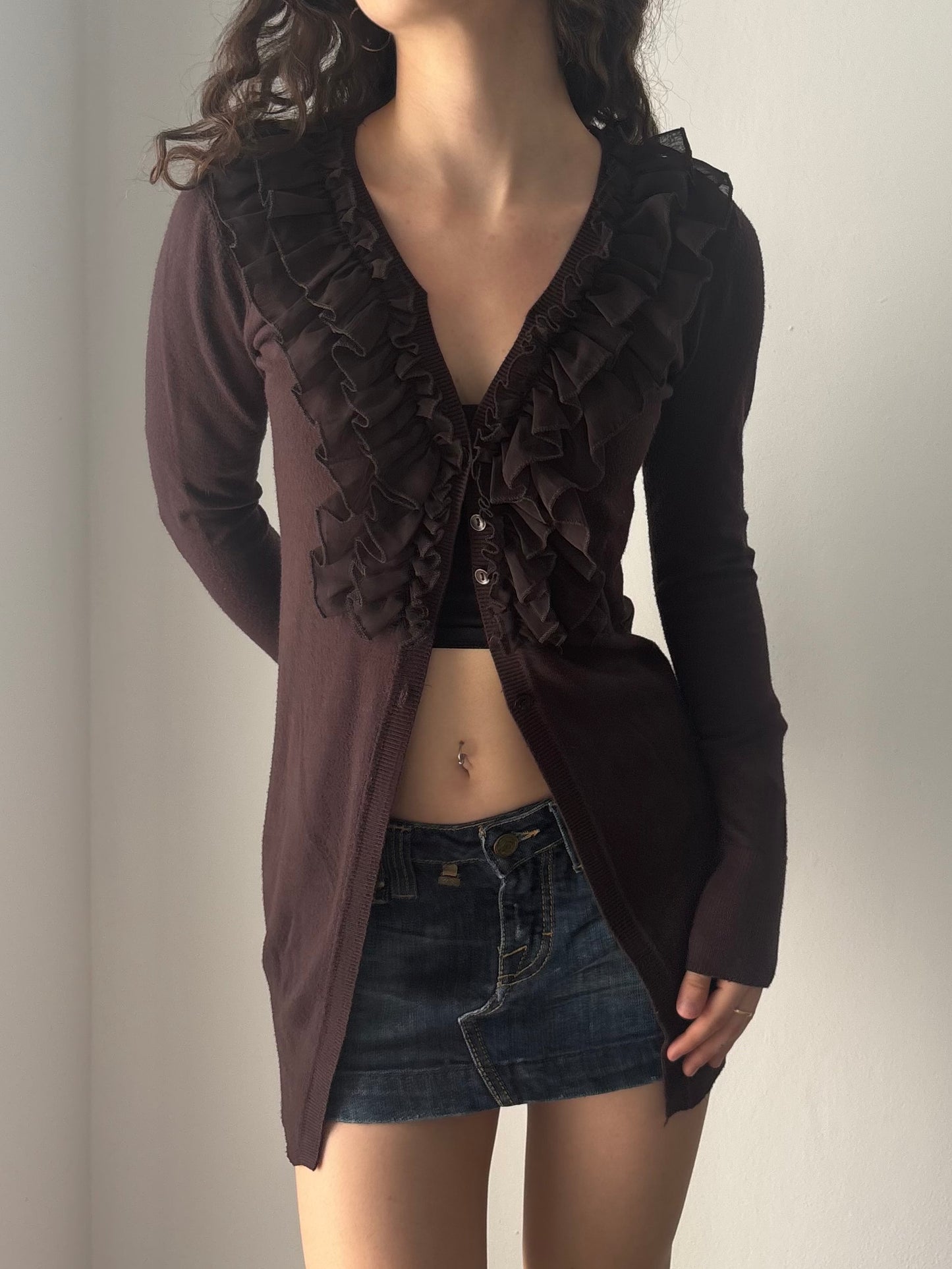 Brown cardigan with ruffles