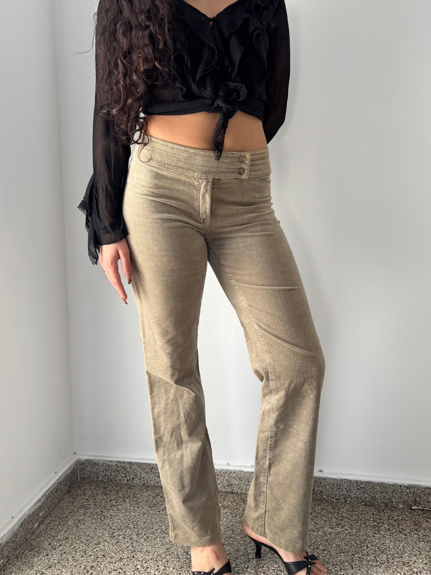 Beige low rise Y2K pants