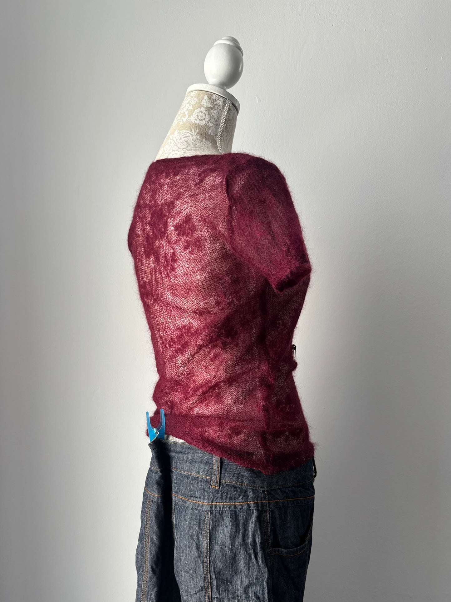 Reworked mesh top with safety pins