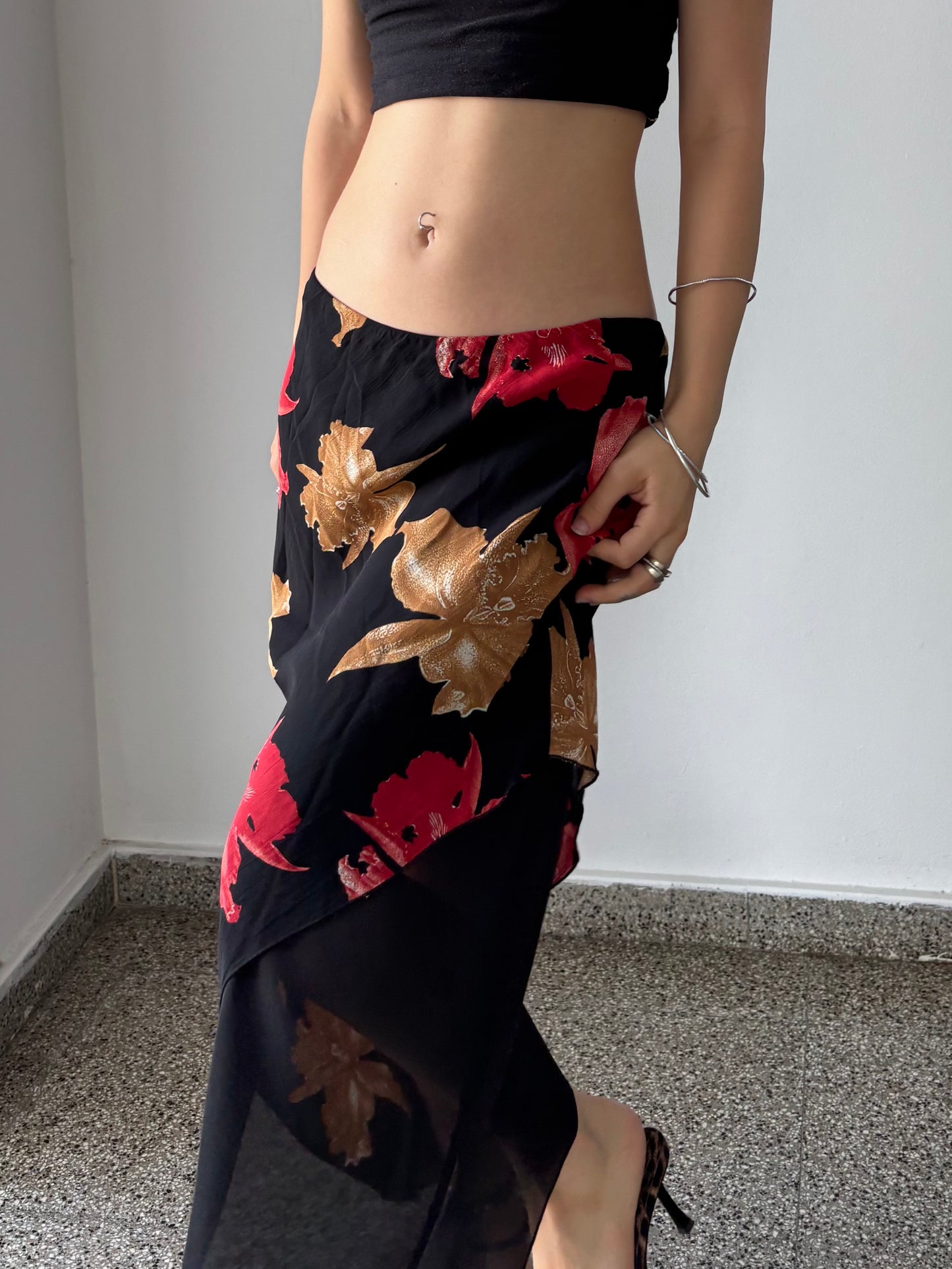 Floral asymmetrical maxi skirt