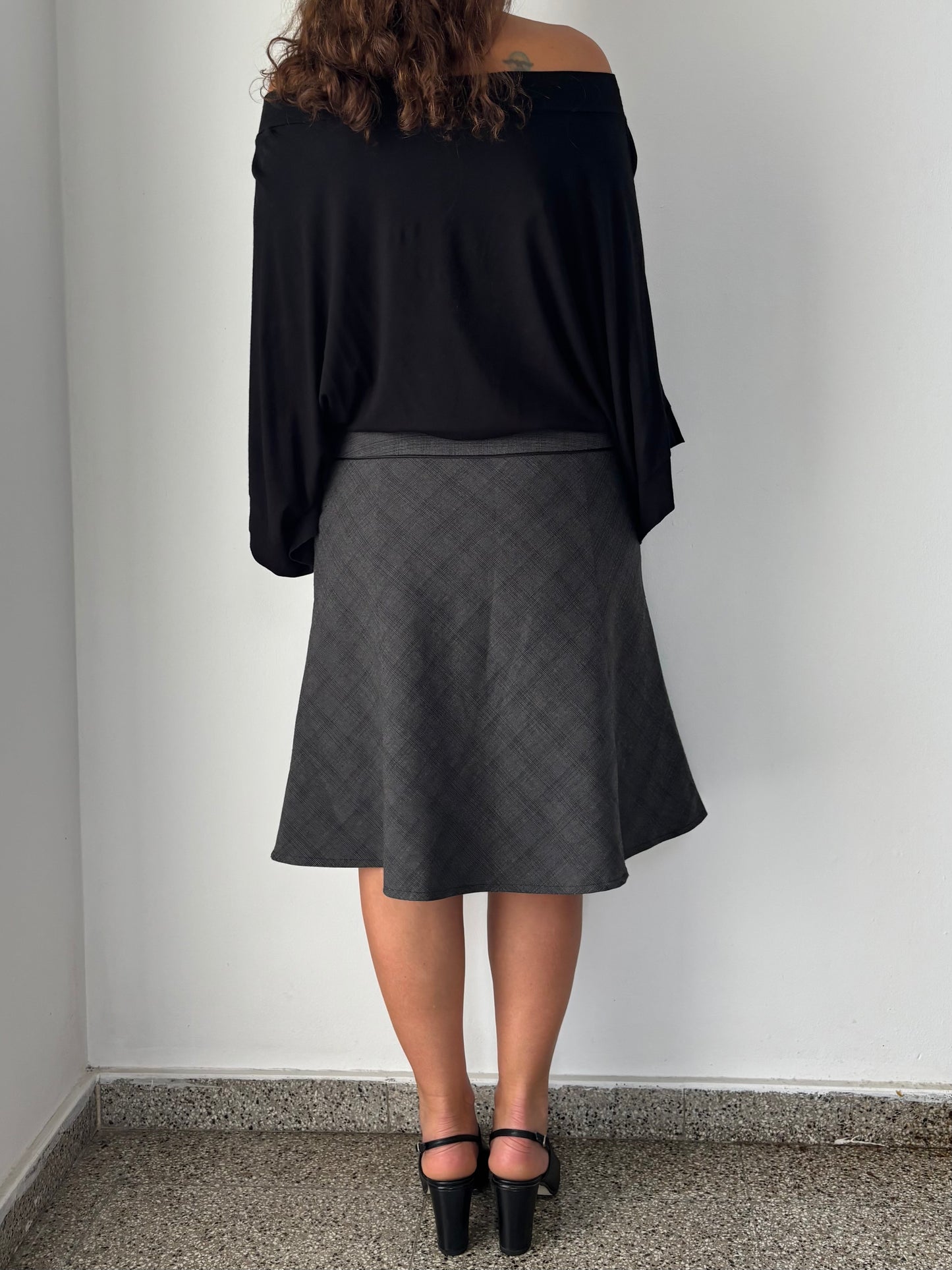 Plaid midi skirt with buttons