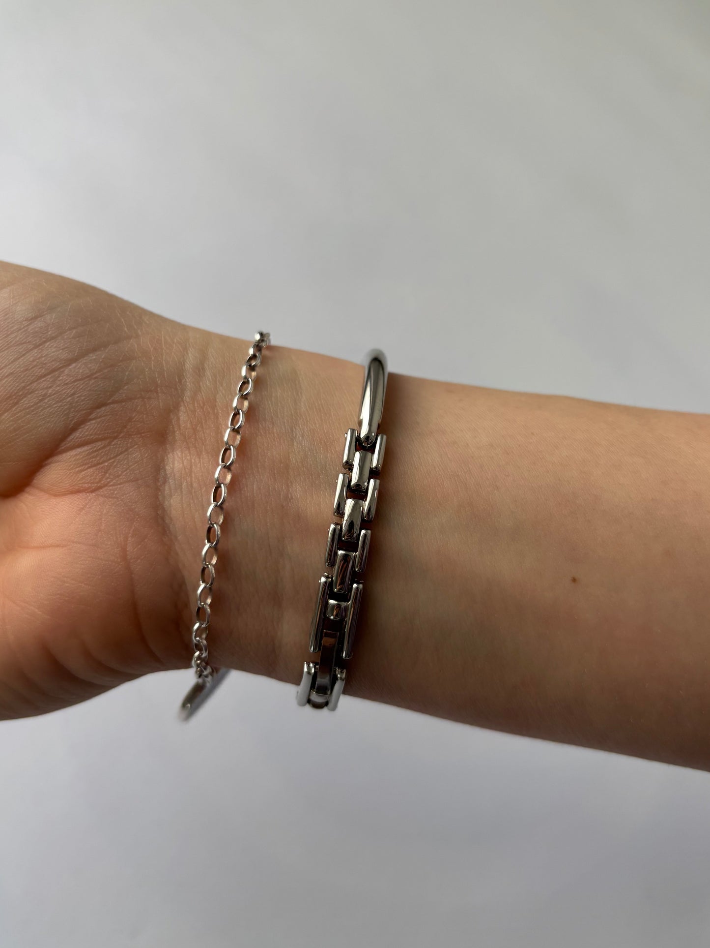 Gucci style women’s watch