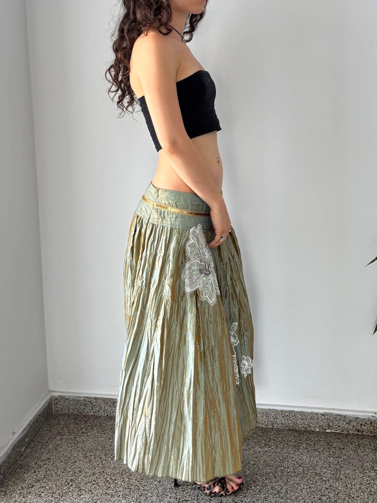 Light green fairy skirt with floral embroidery