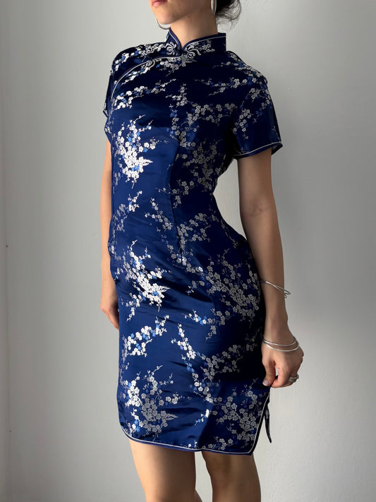 Blue Chinese floral dress