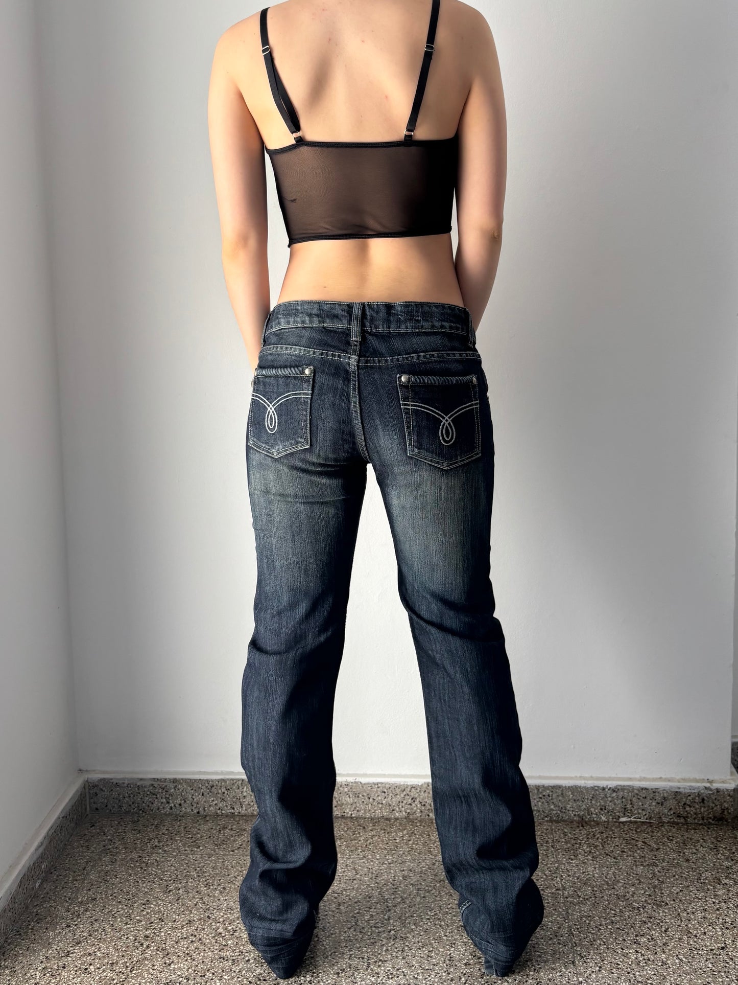 Dark wash low waisted jeans