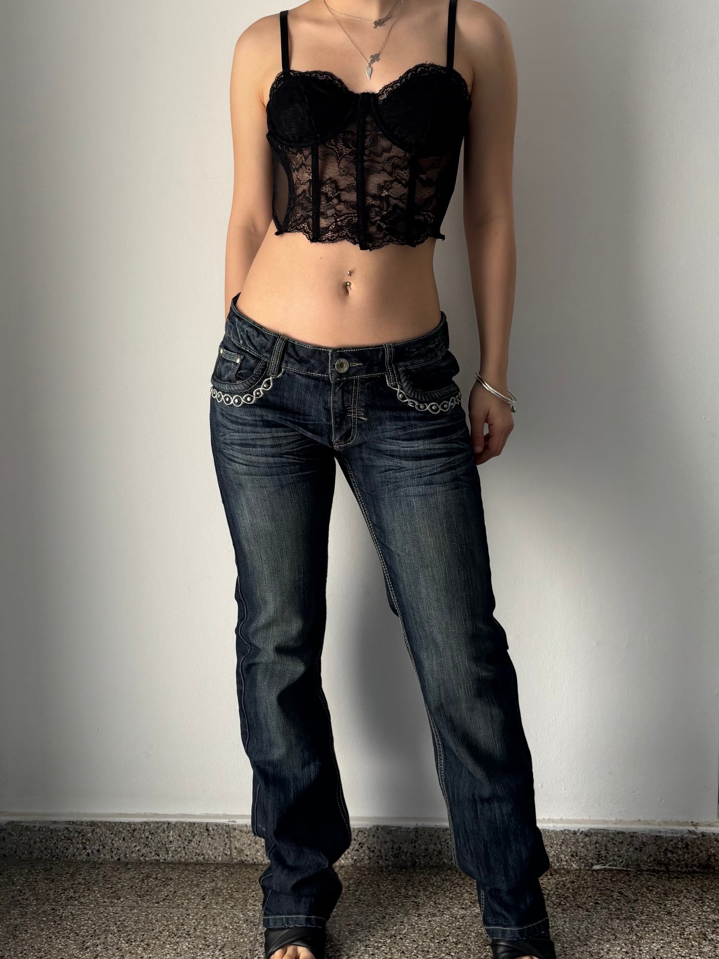 Dark wash low waisted jeans