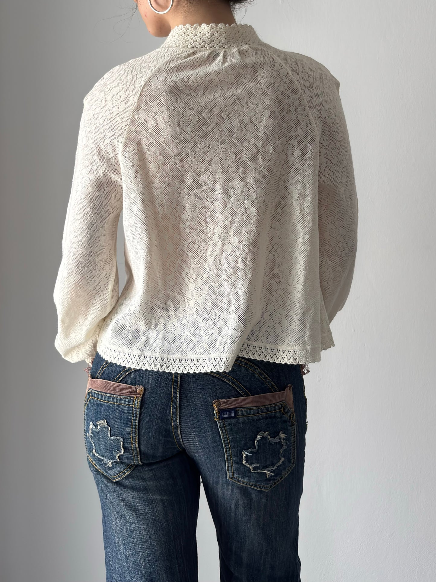 Vintage knit cardigan with tie