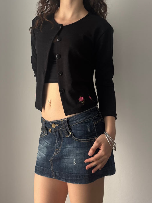 Black cardigan with rose embroidery