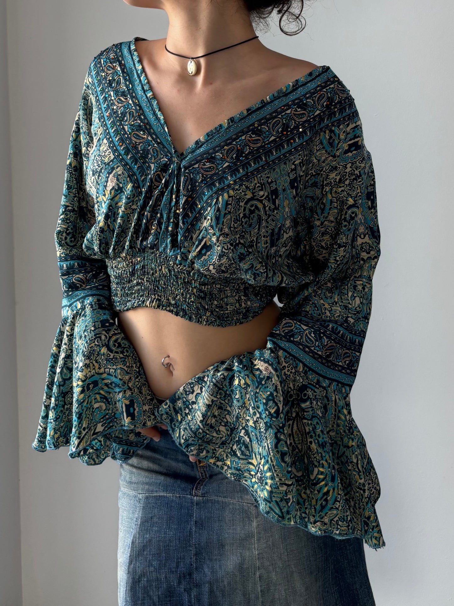 Blue bell sleeve crop top