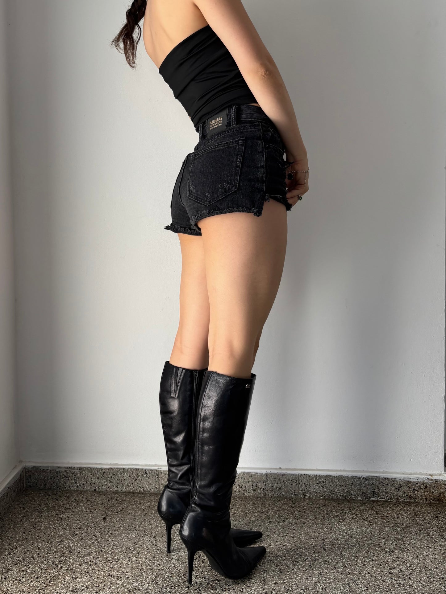 Buffalo London black leather boots