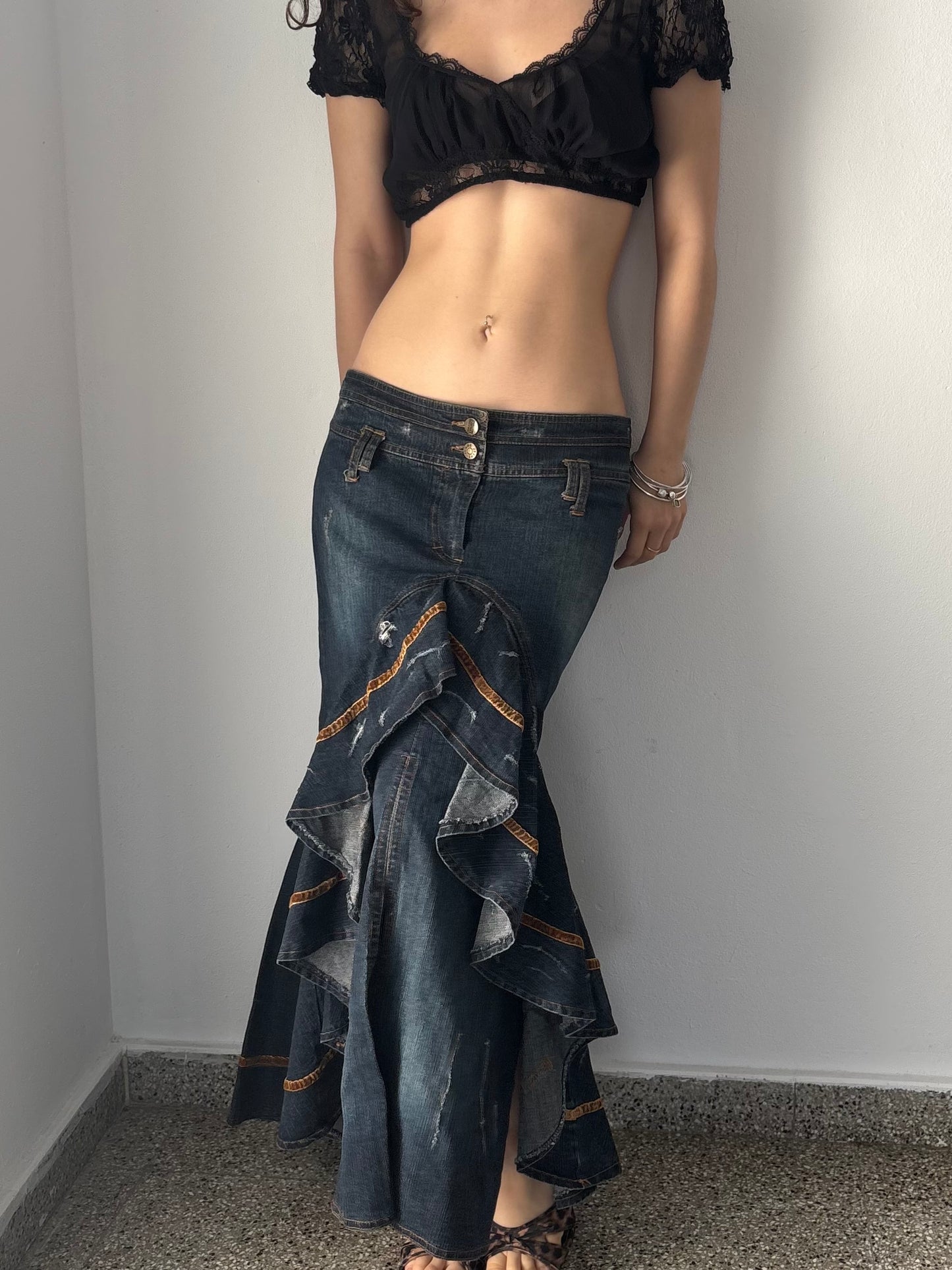 Vintage ruffle maxi denim skirt
