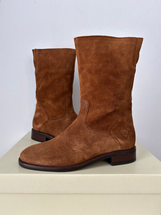 Gant brown suede classic boots