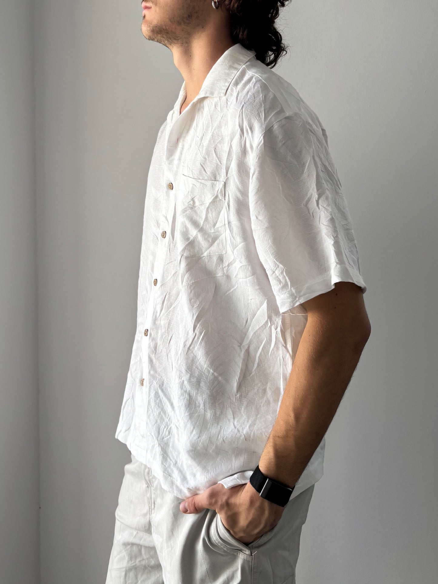 White short sleeve summer shirt