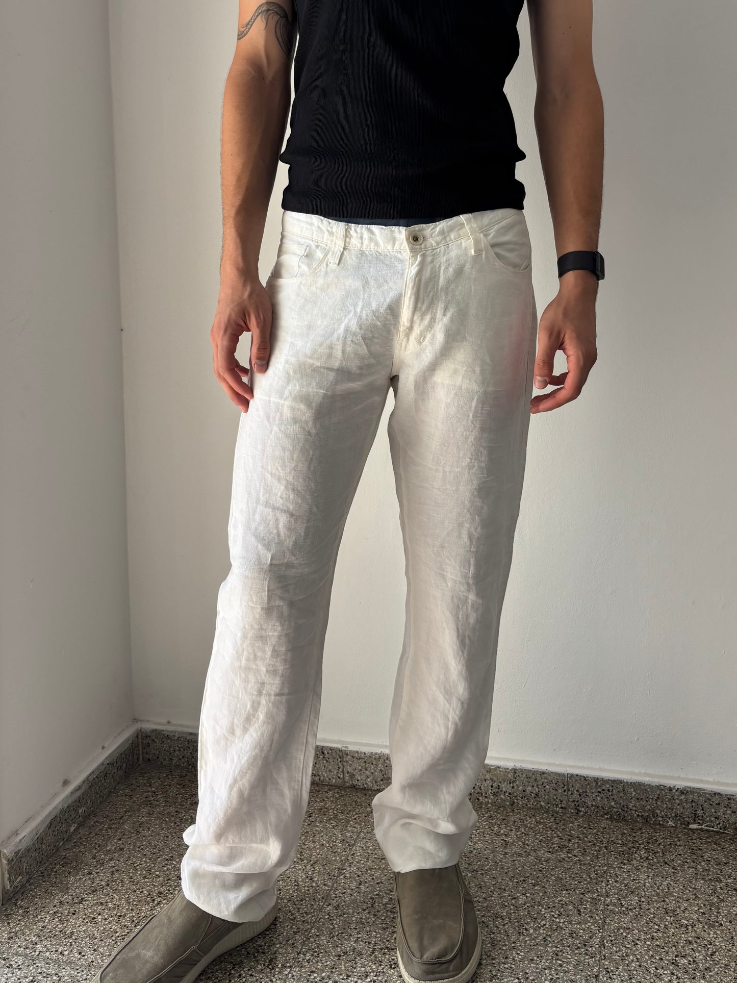 Sixty white linen pants