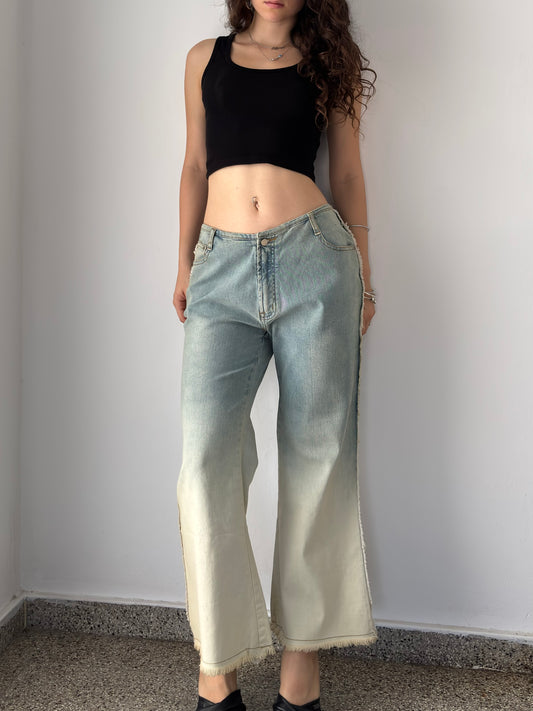 Light wash ombre flare jeans