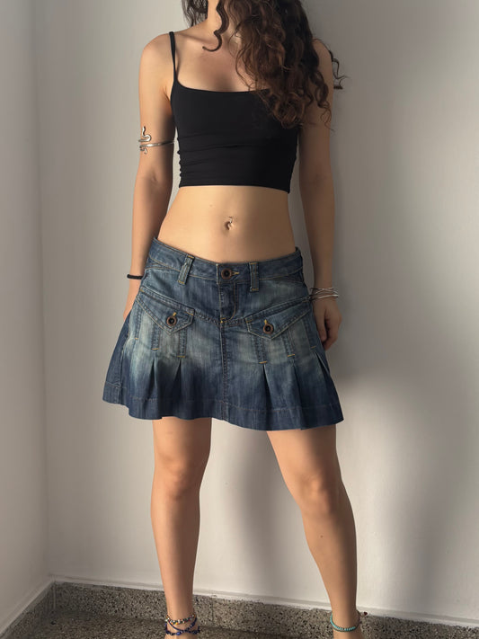 Jean skirt with pleats