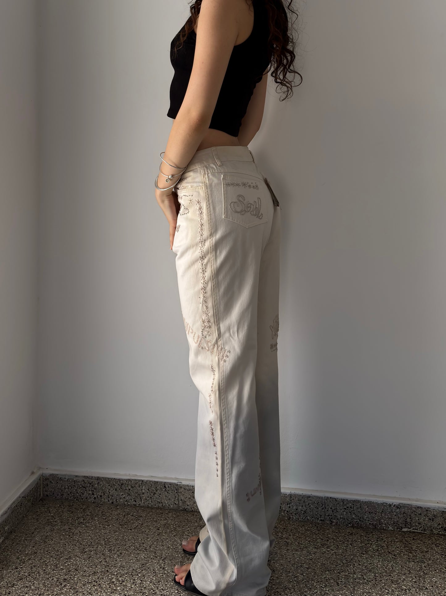 Alain Manoukian dead stock white embroidered jeans