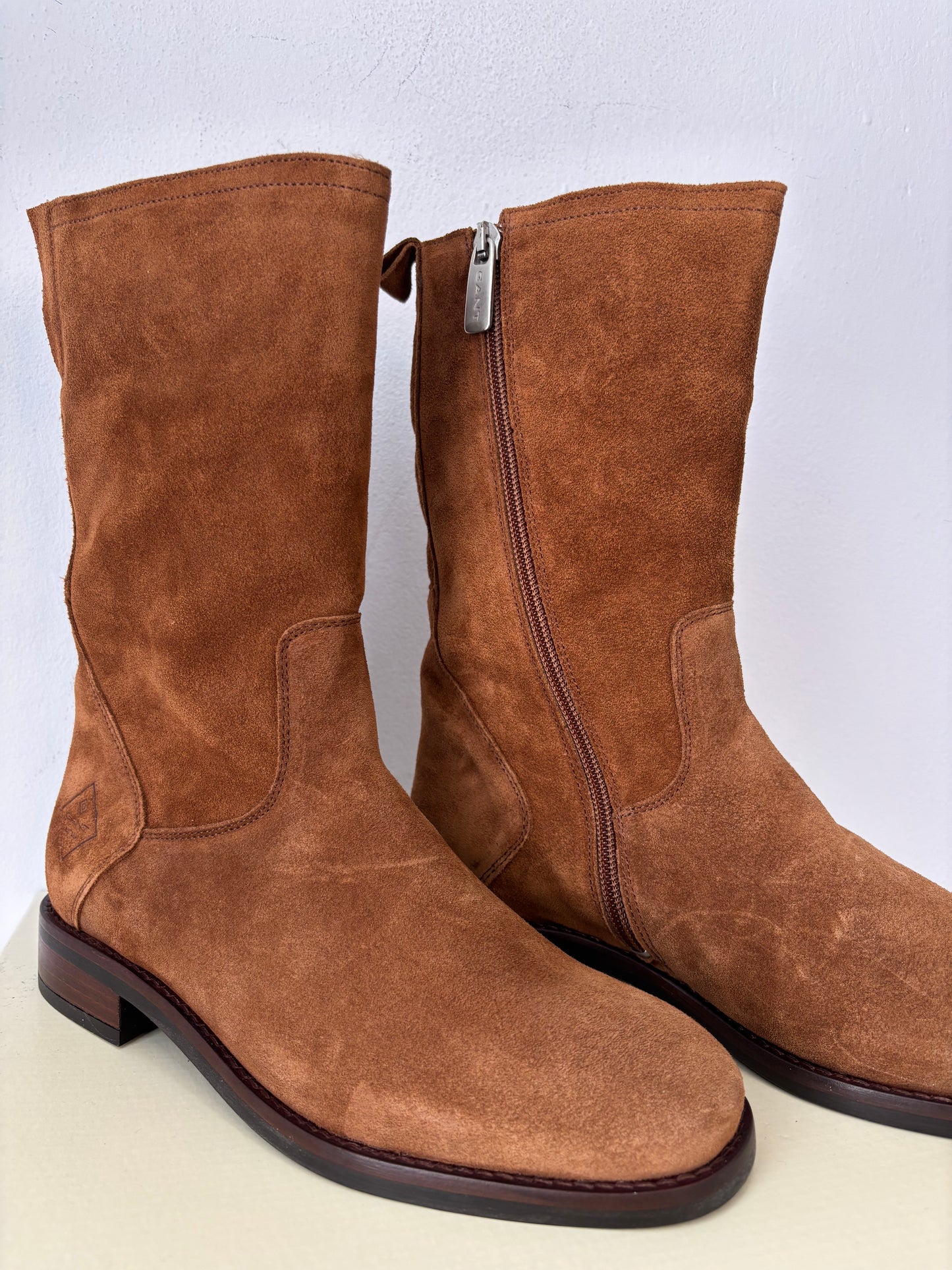Gant brown suede classic boots