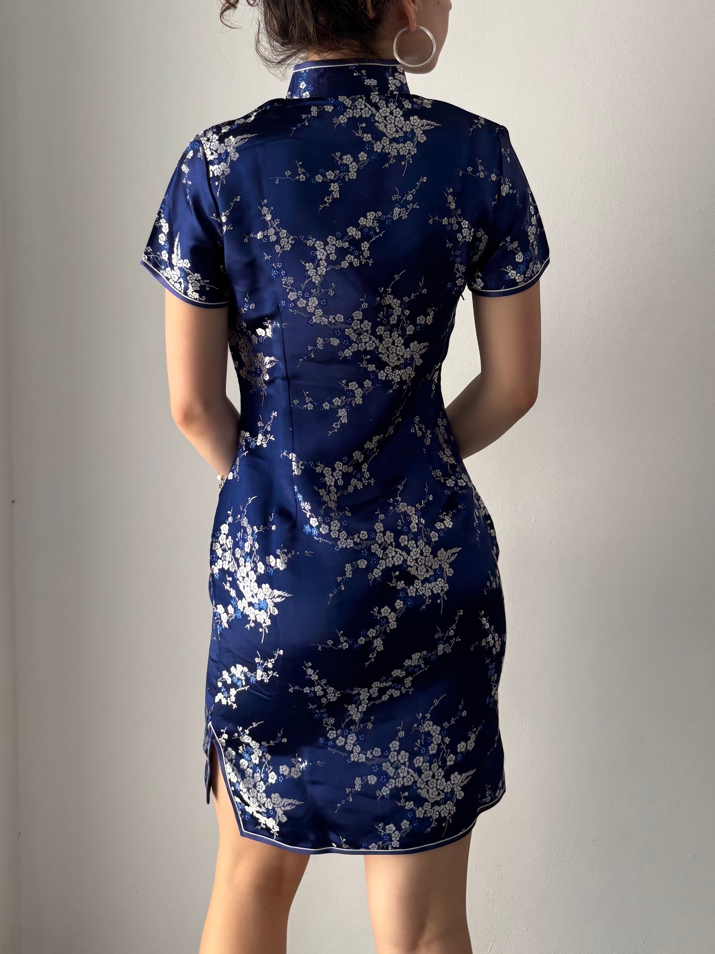 Blue Chinese floral dress