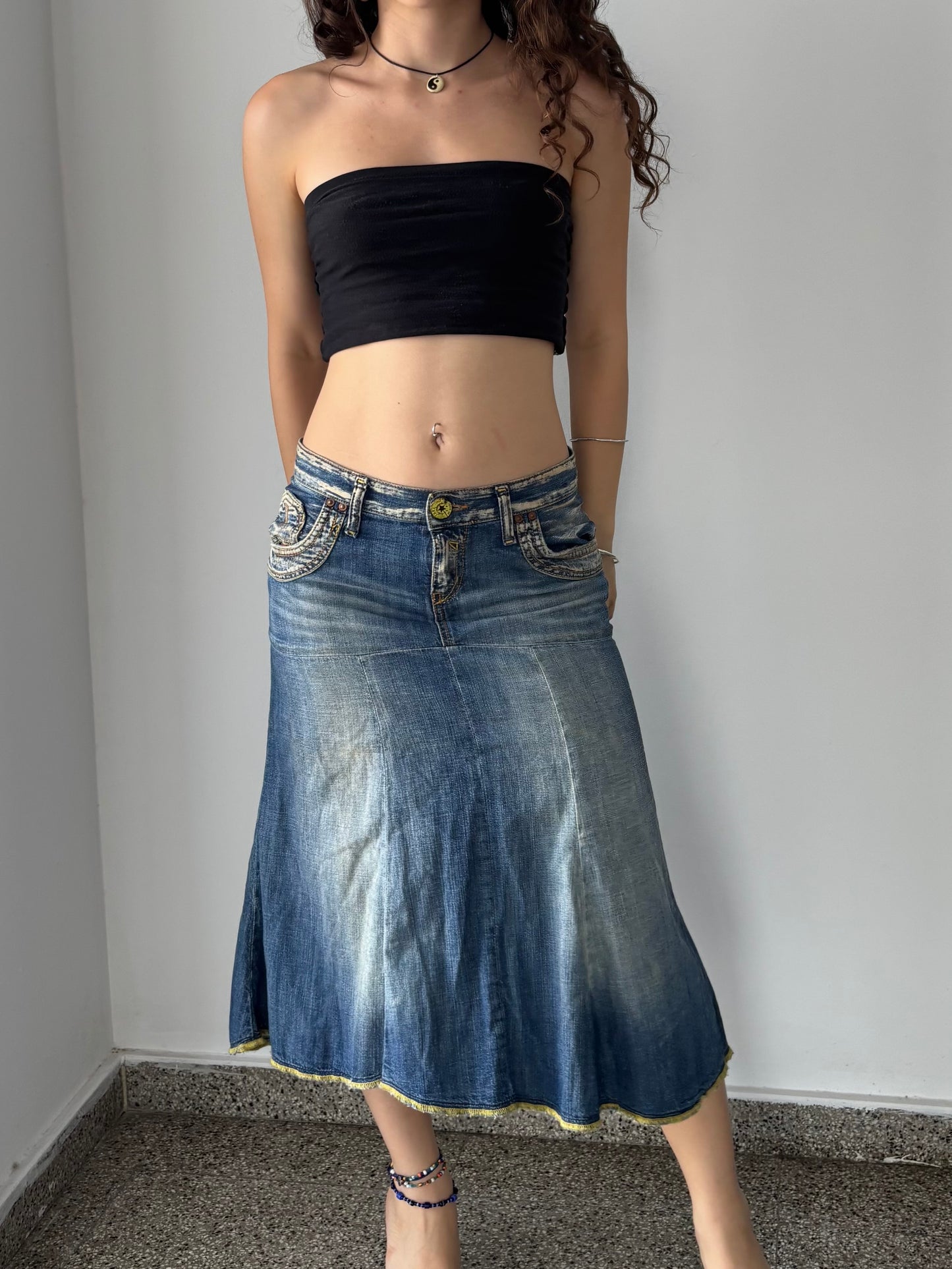Y2K light wash denim skirt