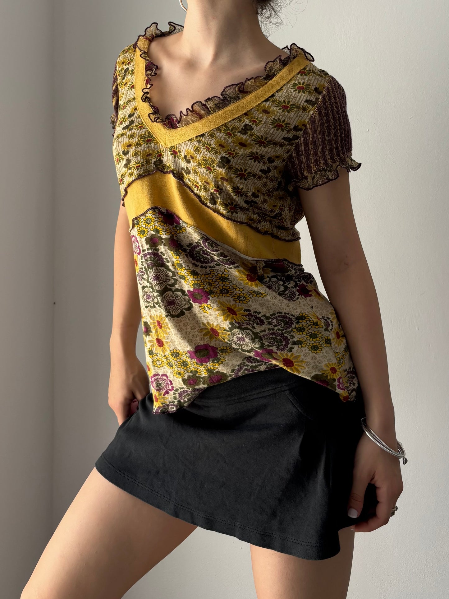 Marlboro Classics yellow floral top