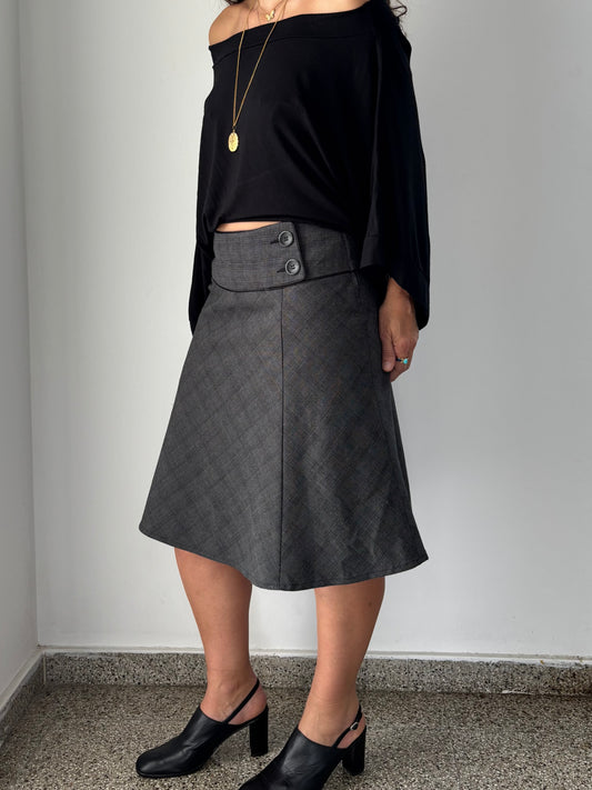 Plaid midi skirt with buttons