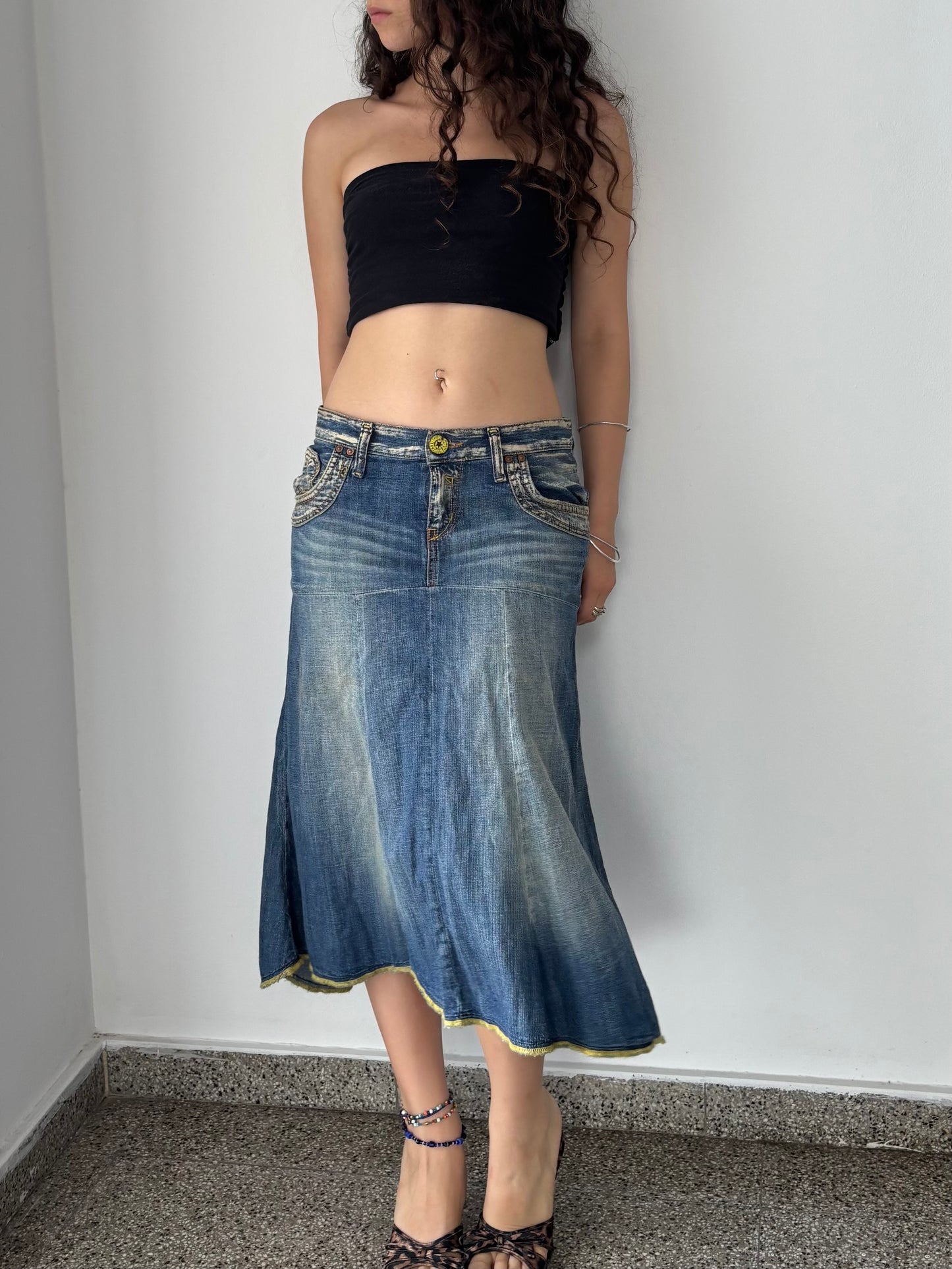 Y2K light wash denim skirt