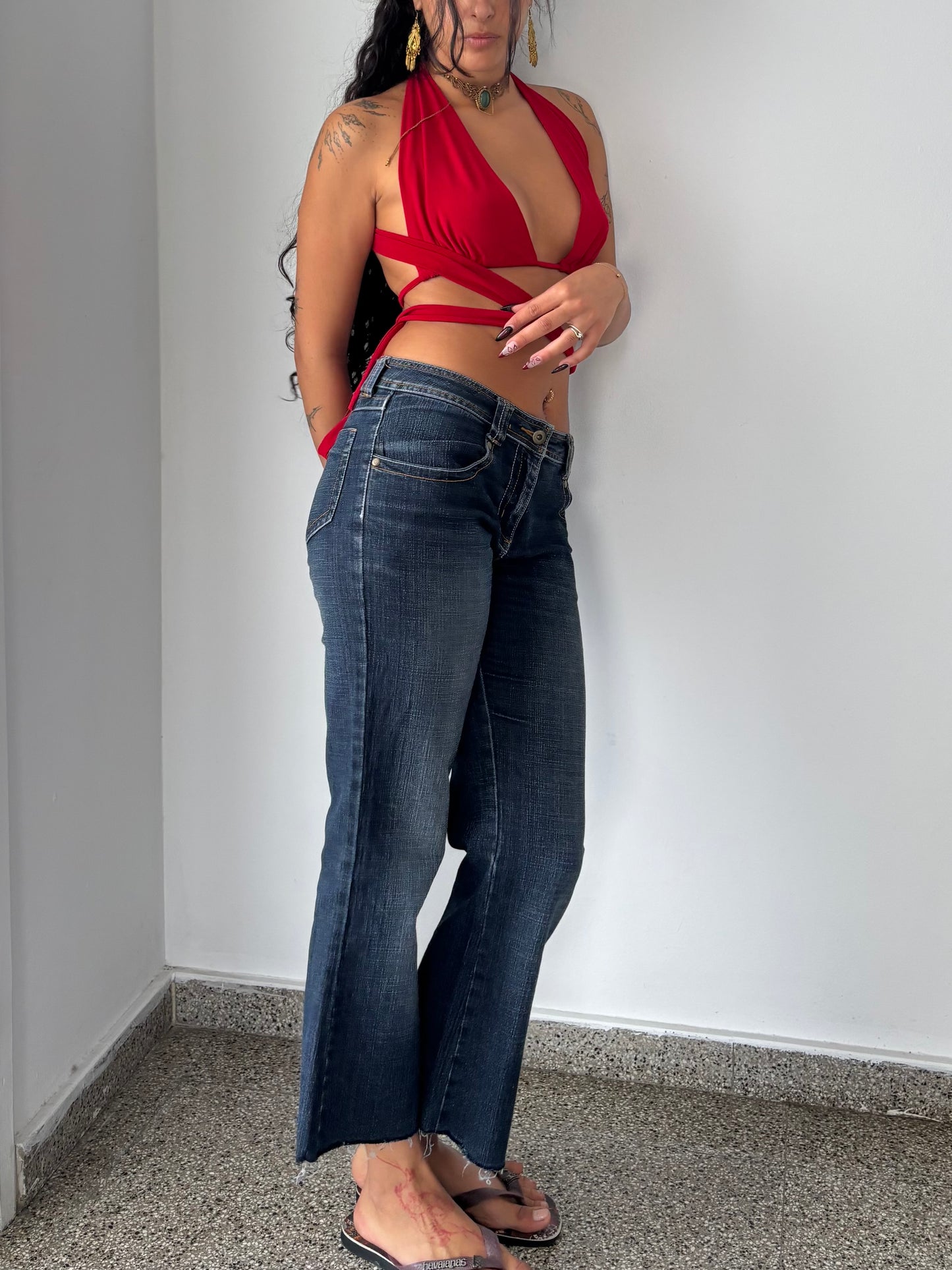 Dark wash ankle length jeans