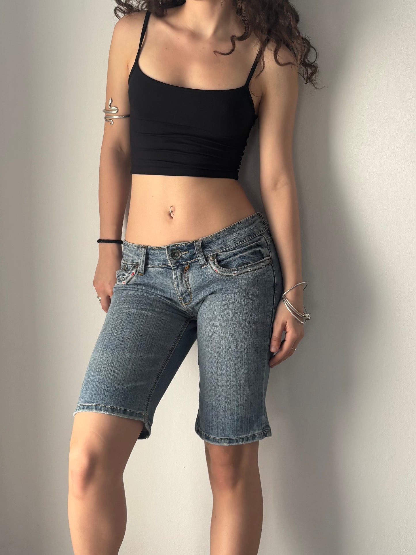 Low waist jean jorts